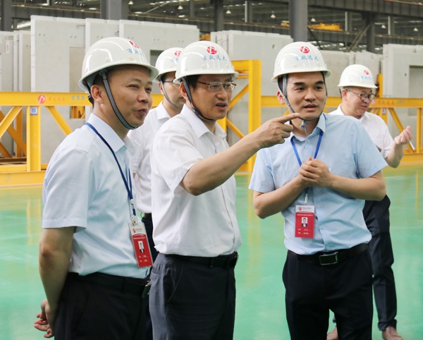 1620898662695970.jpg 江西省工信廳副廳長江明成蒞臨市政遠大公司調(diào)研裝配式建筑600.jpg