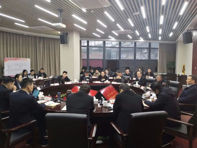 1641259609281779.jpg 南昌市政建設(shè)集團(tuán)召開自信團(tuán)結(jié)奮進(jìn)做一個(gè)經(jīng)得起時(shí)間檢驗(yàn)的市政公用人座談會(huì)6911.jpg