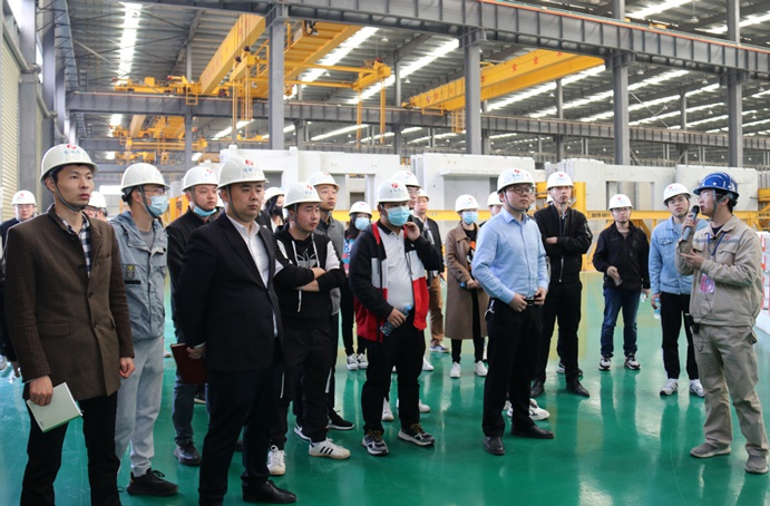 1647221887181032.jpg 公司組織干部職工赴市政遠(yuǎn)大參觀學(xué)習(xí)6911.jpg