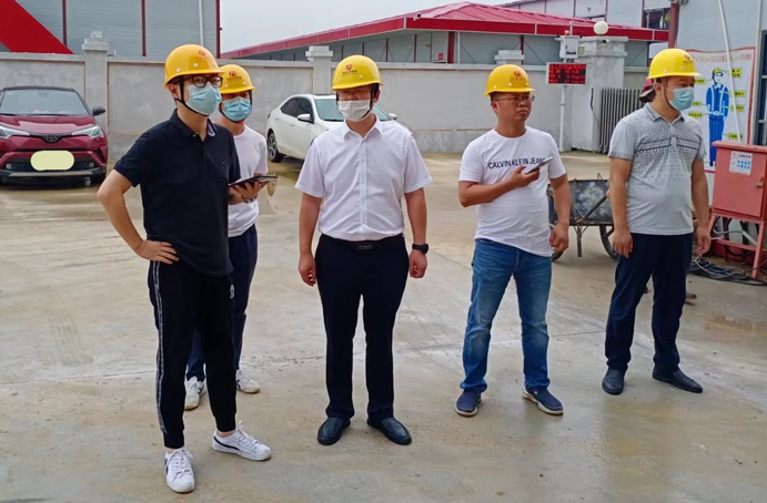 1654483977169955.jpg 付海華到秦坊安置房項目檢查質(zhì)量安全文明施工691.jpg