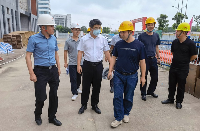 南昌縣文旅投人事總監(jiān)李強(qiáng)到南昌縣人才項(xiàng)目調(diào)度項(xiàng)目進(jìn)度情況 南昌縣文旅投人事總監(jiān)李強(qiáng)到南昌縣人才項(xiàng)目調(diào)度項(xiàng)目進(jìn)度情況