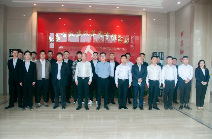 南昌市政建設(shè)集團(tuán)安監(jiān)(信訪)部組織開(kāi)展“師帶徒”活動(dòng)啟動(dòng)儀式 南昌市政建設(shè)集團(tuán)安監(jiān)(信訪)部組織開(kāi)展“師帶徒”活動(dòng)啟動(dòng)儀式